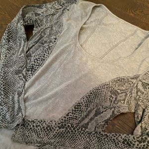 Lululemon top size 8